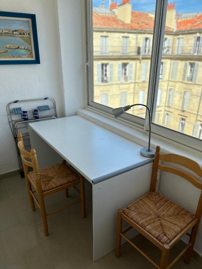 Celebre Vieux Port, Marseille Appartement Buitenkant foto