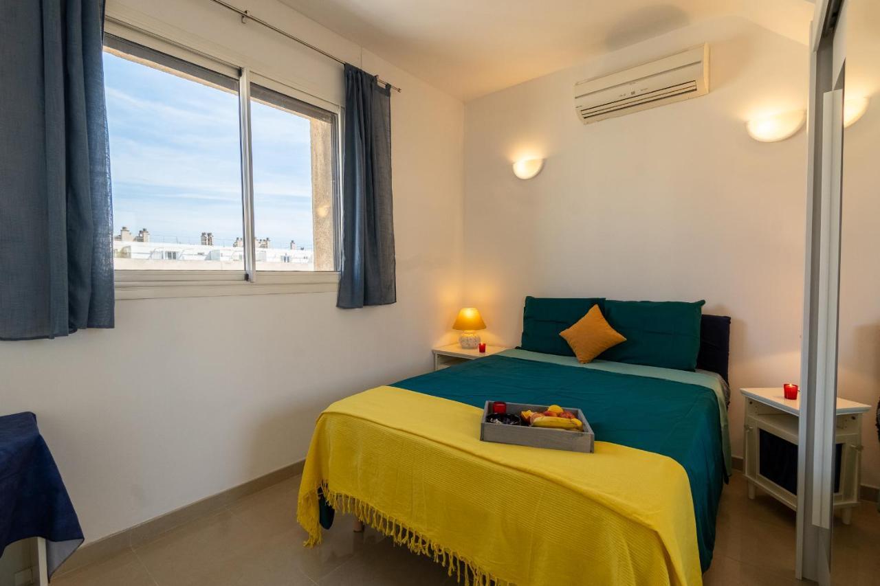 Celebre Vieux Port, Marseille Appartement Buitenkant foto