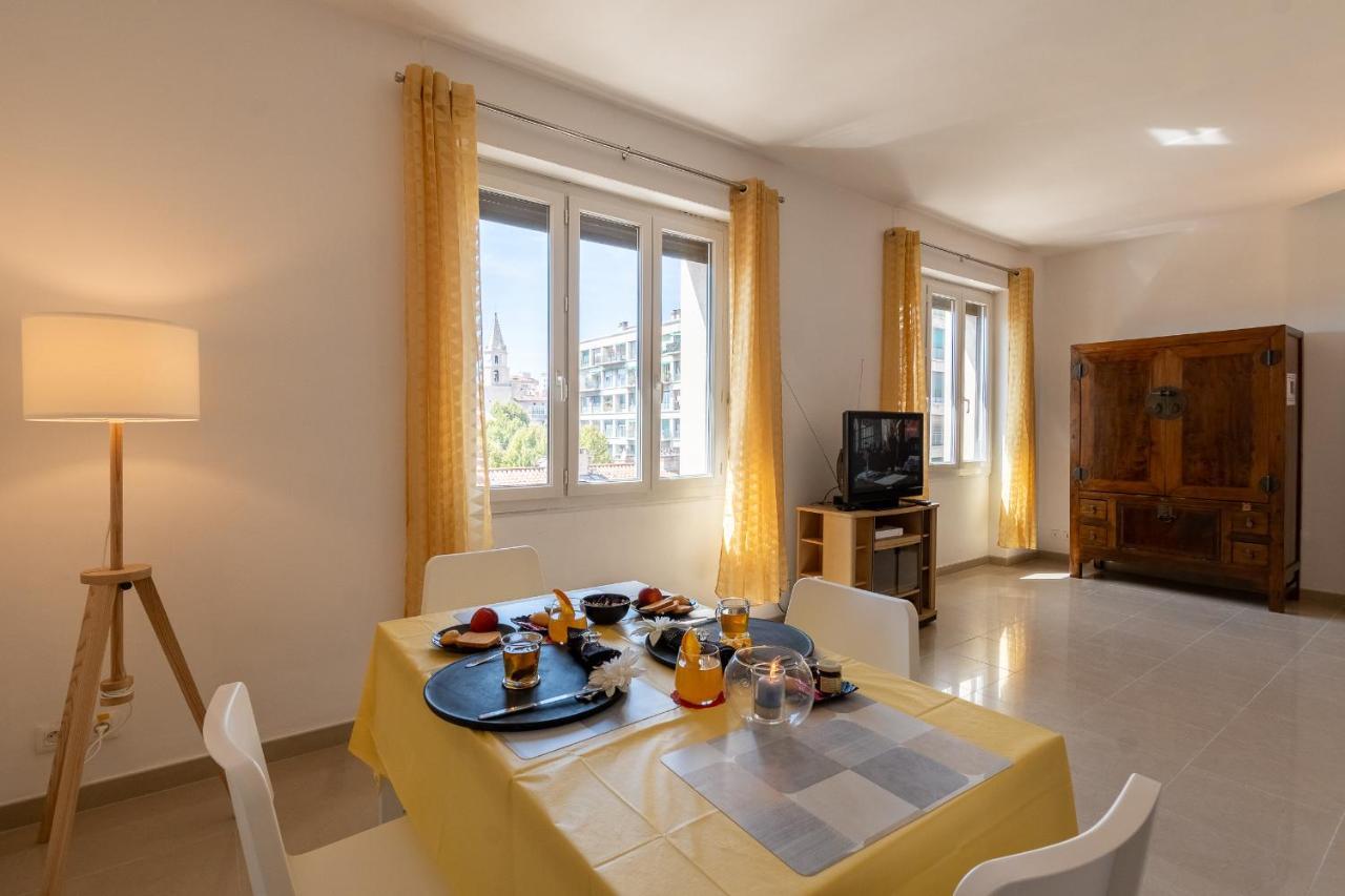 Celebre Vieux Port, Marseille Appartement Buitenkant foto