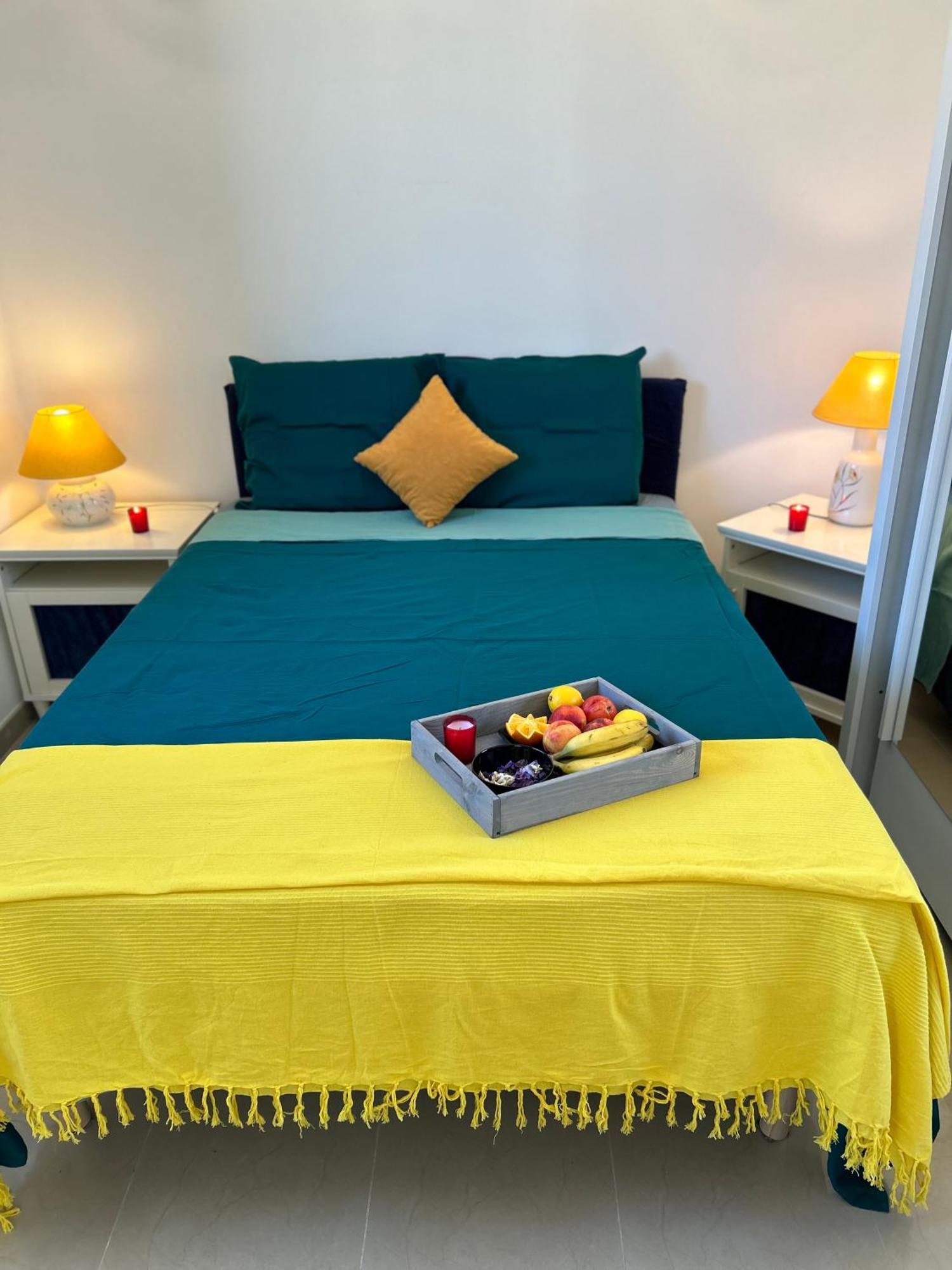 Celebre Vieux Port, Marseille Appartement Buitenkant foto